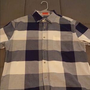 St. John’s Bay Men’s Dress Shirt, Large